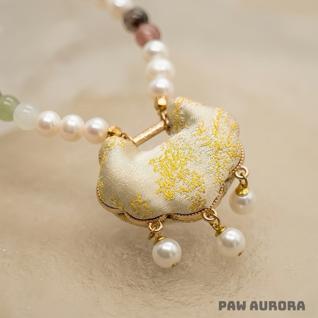 Yunwen Fangsheng - Collier de cristaux pour animaux de compagnie | Soie Song Jin et jade Hetian