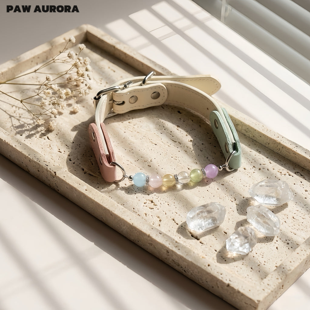 Collier pour chien fait main en cristal Paw Aurora « Ivory Spectrum » – Cuir végétalien rose et vert avec pierres précieuses naturelles